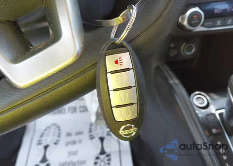 2018 Nissan Kicks Sv z USA, uszkodzony, nr VIN 3N1CP5CU8JL531068